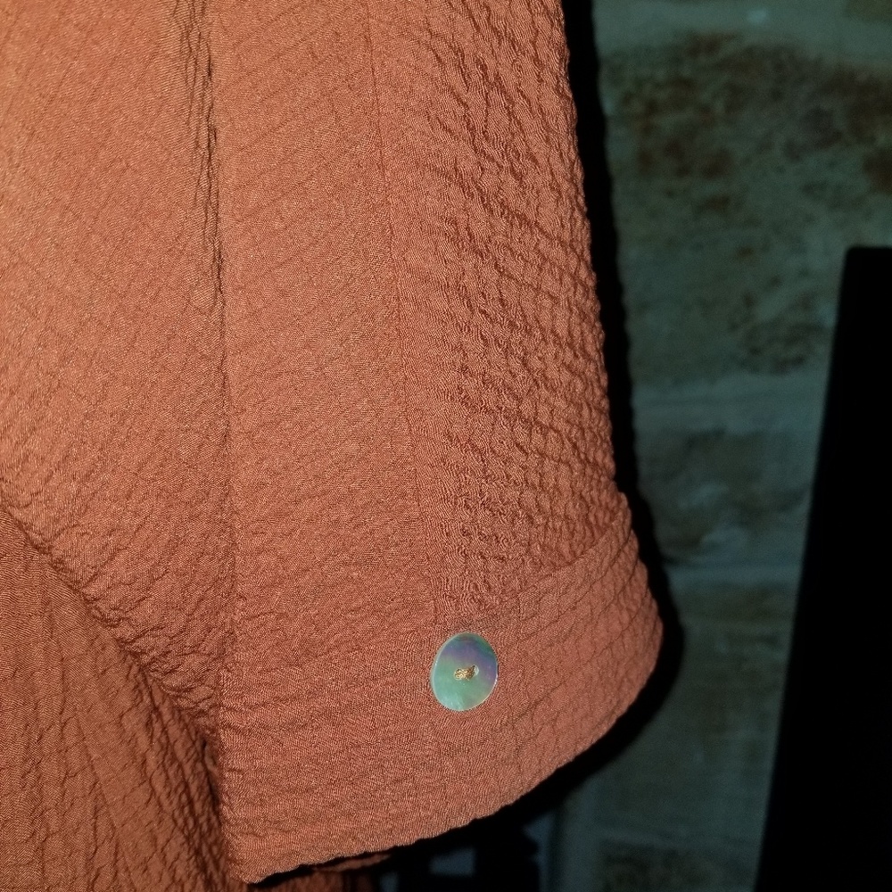 Colorful Linen Tops - Picture 2 of 6